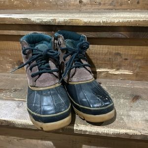 Women’s Hiking Boots